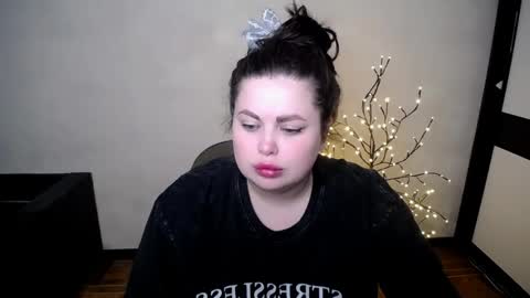 sophia__olsen online show from May 2026 05:03:02 AM