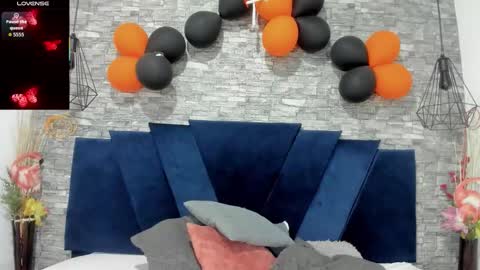 Sophia  online show from November 2025 11:55:02 AM