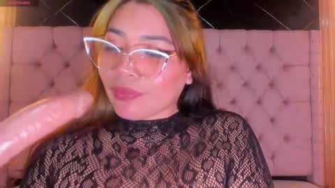 Sophia  online show from February 2026 04:53:02 AM