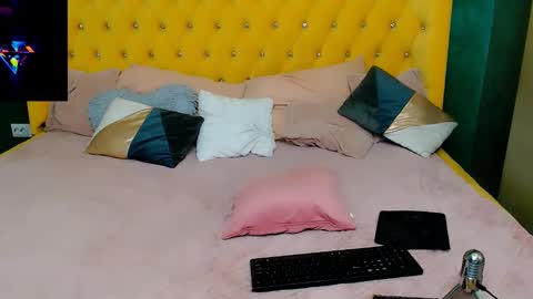 Snapshot of sophia_smith4146 chatting on February 2025 06:17:02 AM sophia smith4146 online show from February 2025 06:17:02 AM