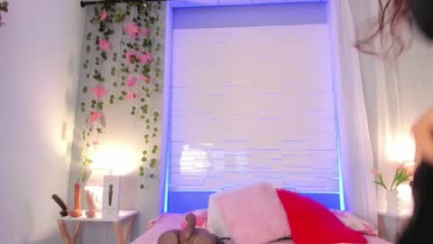 Snapshot of sophia_stonne chatting on September 2025 11:43:01 AM S O P H I A online show from September 2025 11:43:01 AM