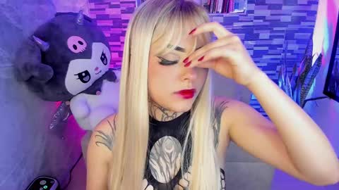 Sophia online show from October 2025 11:59:02 PM