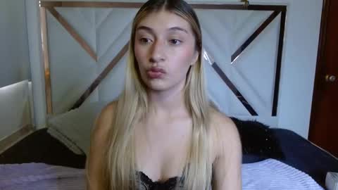 SophiaLee online show from December 2025 11:31:02 PM
