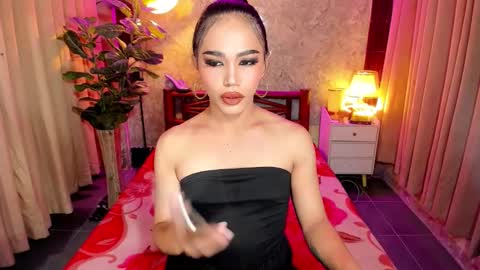 Snapshot of sophiaandresx chatting on November 2025 06:45:02 AM UR HOT SOPHIA online show from November 2025 06:45:02 AM