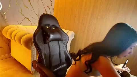 sophiadoll_tf online show from November 2025 01:04:02 PM