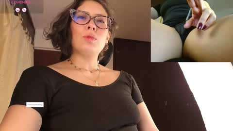 Sophia online show from November 2025 02:03:02 AM