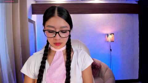 --Sophi-- online show from March 2026 12:10:02 PM