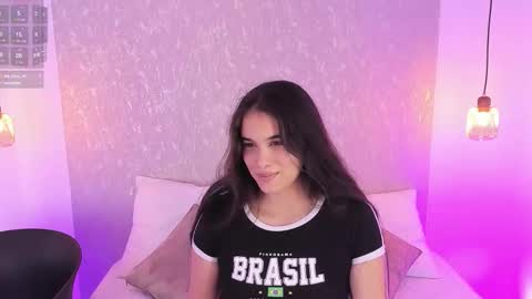 Snapshot of sophiakross chatting on November 2025 06:13:02 AM Sophia online show from November 2025 06:13:02 AM