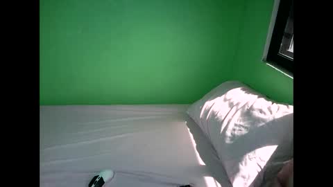 sophialaurel online show from June 2026 06:18:02 AM
