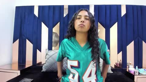 Sophia online show from January 2026 01:49:02 PM