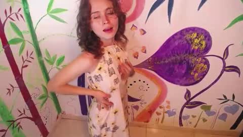 Snapshot of sophiamiller6 chatting on June 2026 03:51:02 AM sophiamiller6 online show from June 2026 03:51:02 AM