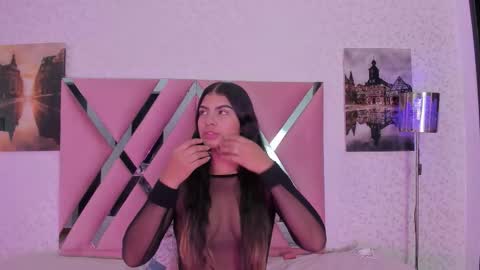 Snapshot of sophiasalazar_ chatting on November 2025 11:54:01 AM Sophia Salazar online show from November 2025 11:54:01 AM