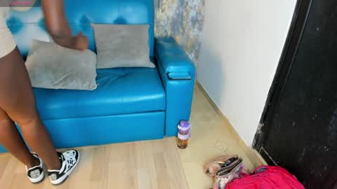 Snapshot of sophiascott_ chatting on May 2026 07:33:01 PM Sofia online show from May 2026 07:33:01 PM