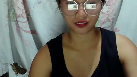 sophie_193 online show from April 2026 07:07:02 PM