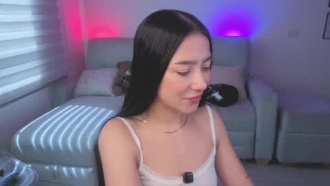 Snapshot of sophie_bbs chatting on May 2026 03:18:01 PM Sophie online show from May 2026 03:18:01 PM