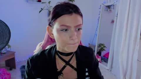 sophie doll online show from December 2024 06:52:02 PM