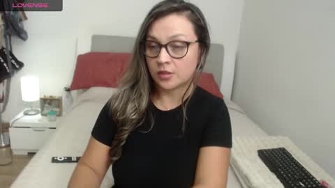 Snapshot of sophie_lopez1 chatting on February 2025 03:36:02 AM Sofa online show from February 2025 03:36:02 AM