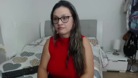 Snapshot of sophie_lopez1 chatting on November 2025 01:17:01 AM Sofa online show from November 2025 01:17:01 AM