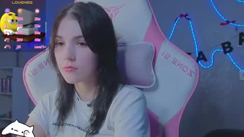 sophie_nomenal_ online show from January 2026 02:30:02 PM