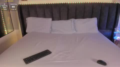 sophie_smith19 online show from December 2025 04:13:02 PM