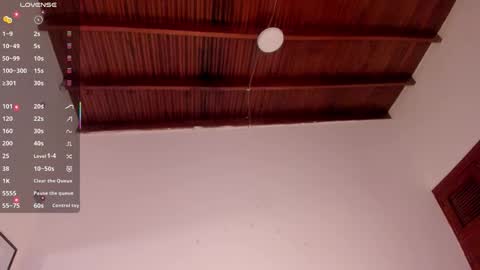 sophie_smith19 online show from February 2026 01:10:01 PM