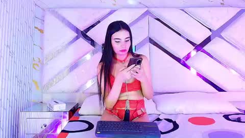 Snapshot of sophie_stars chatting on May 2026 03:23:01 AM Sophie online show from May 2026 03:23:01 AM