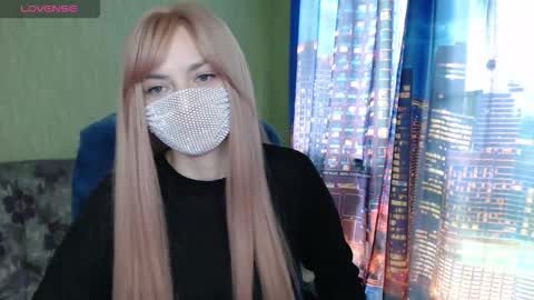 Sophie online show from March 2026 08:53:02 AM