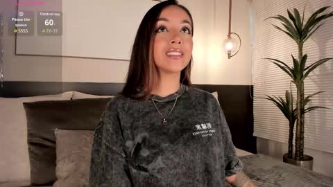     online show from November 2025 08:14:01 PM