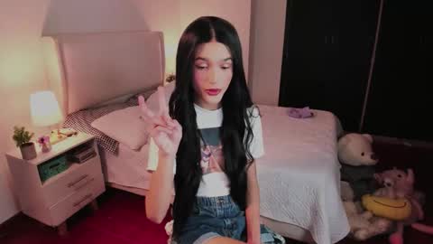 Snapshot of sophiecornett chatting on September 2025 02:13:02 AM    online show from September 2025 02:13:02 AM