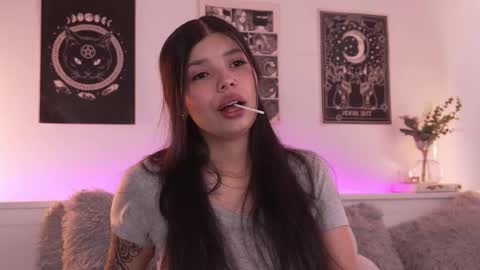 Sophiee  online show from September 2025 07:02:02 PM