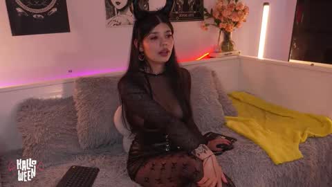 Sophiee  online show from October 2025 09:27:01 PM