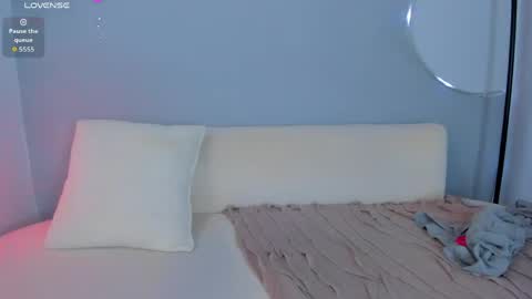 Sophie online show from June 2026 12:16:02 AM