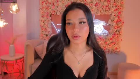 Sophie Houston online show from May 2026 03:24:01 AM
