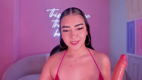 Sophie online show from March 2026 05:14:02 AM