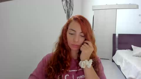 Sophia online show from October 2025 04:22:02 AM