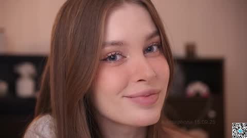 Snapshot of sophiephoria chatting on September 2025 06:19:01 PM Sophie Next stream 3 online show from September 2025 06:19:01 PM