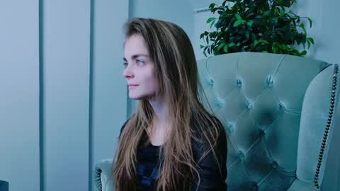 Sophie and my bestie Mandy    online show from December 2024 07:36:01 PM