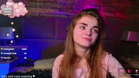 Sophie and my bestie Mandy    online show from December 2024 05:11:01 PM