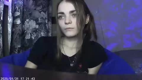 Sophie and my bestie Mandy    online show from January 2025 07:04:02 PM