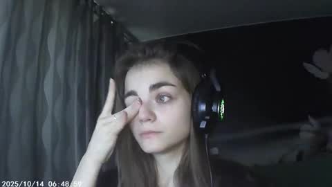 Sophie and my bestie Mandy    online show from October 2025 08:36:02 AM