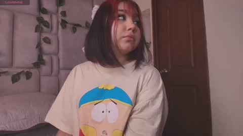 Snapshot of sophievv chatting on September 2025 12:28:02 PM Sophie online show from September 2025 12:28:02 PM