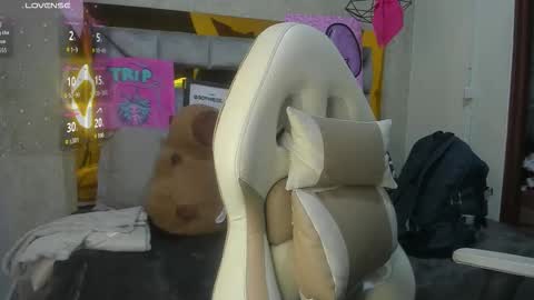 Snapshot of sophievv chatting on November 2025 08:08:02 PM Sophie online show from November 2025 08:08:02 PM