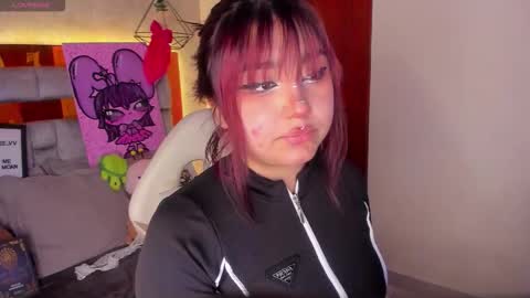 Snapshot of sophievv chatting on December 2025 07:09:01 PM Sophie online show from December 2025 07:09:01 PM