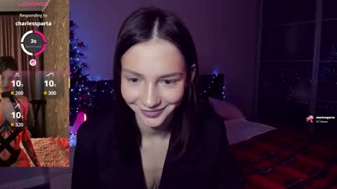 Snapshot of sophiewildcat chatting on December 2025 03:50:01 PM sophiewildcat online show from December 2025 03:50:01 PM