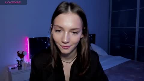Snapshot of sophiewildcat chatting on May 2026 12:44:02 PM sophiewildcat online show from May 2026 12:44:02 PM