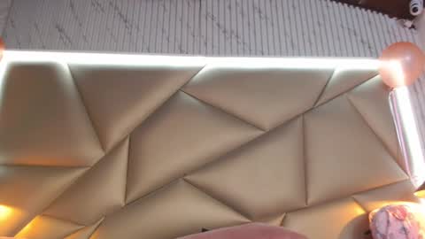 Snapshot of sophye_logan chatting on December 2024 09:42:01 AM sophye_logan online show from December 2024 09:42:01 AM