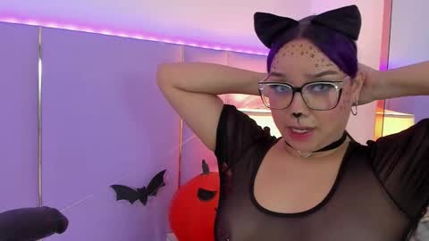 Snapshot of sophyruiz_ chatting on October 2025 12:06:01 PM Sophy online show from October 2025 12:06:01 PM