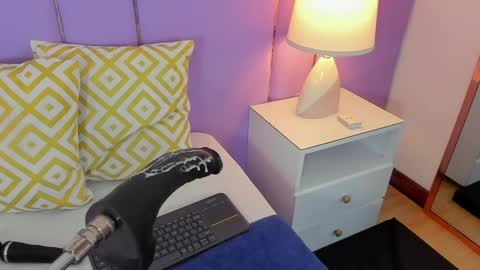 Sophy online show from April 2026 11:43:01 AM