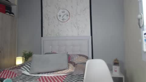 Sofia  online show from February 2025 01:18:02 AM