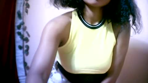Snapshot of sourayaa chatting on June 2026 06:12:01 AM sourayaa online show from June 2026 06:12:01 AM